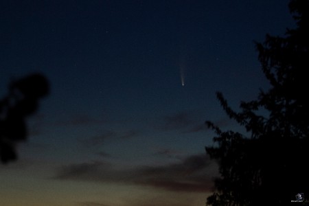 La cométe C/2020 F3 (NEOWISE) prise le 12 07 2020